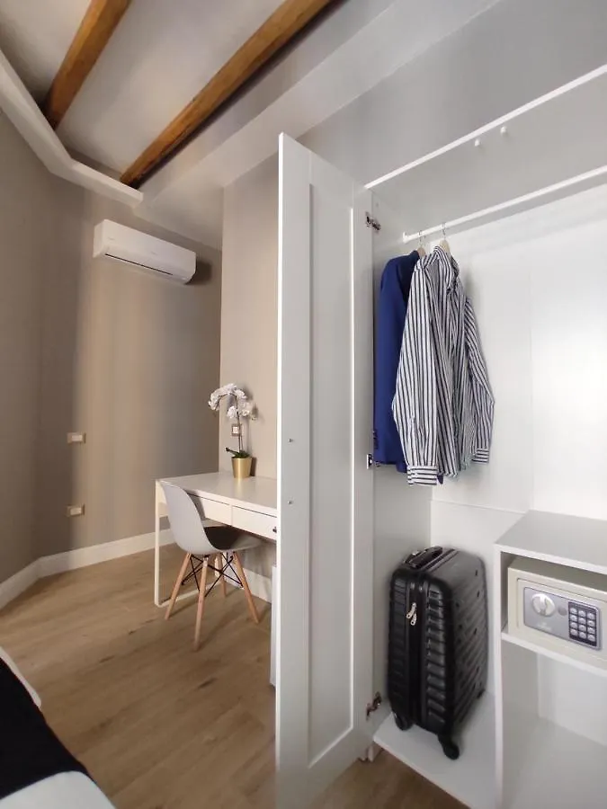 Manno Rooms Affittacamere Cagliari